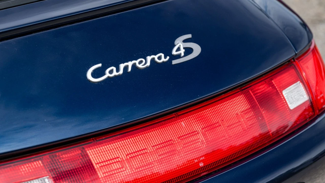 1998 Porsche 993 Carrera 4S - Image 7 of 31