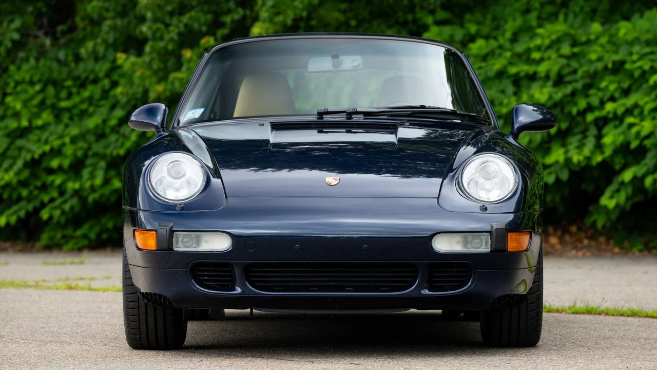 1998 Porsche 993 Carrera 4S - Image 3 of 31