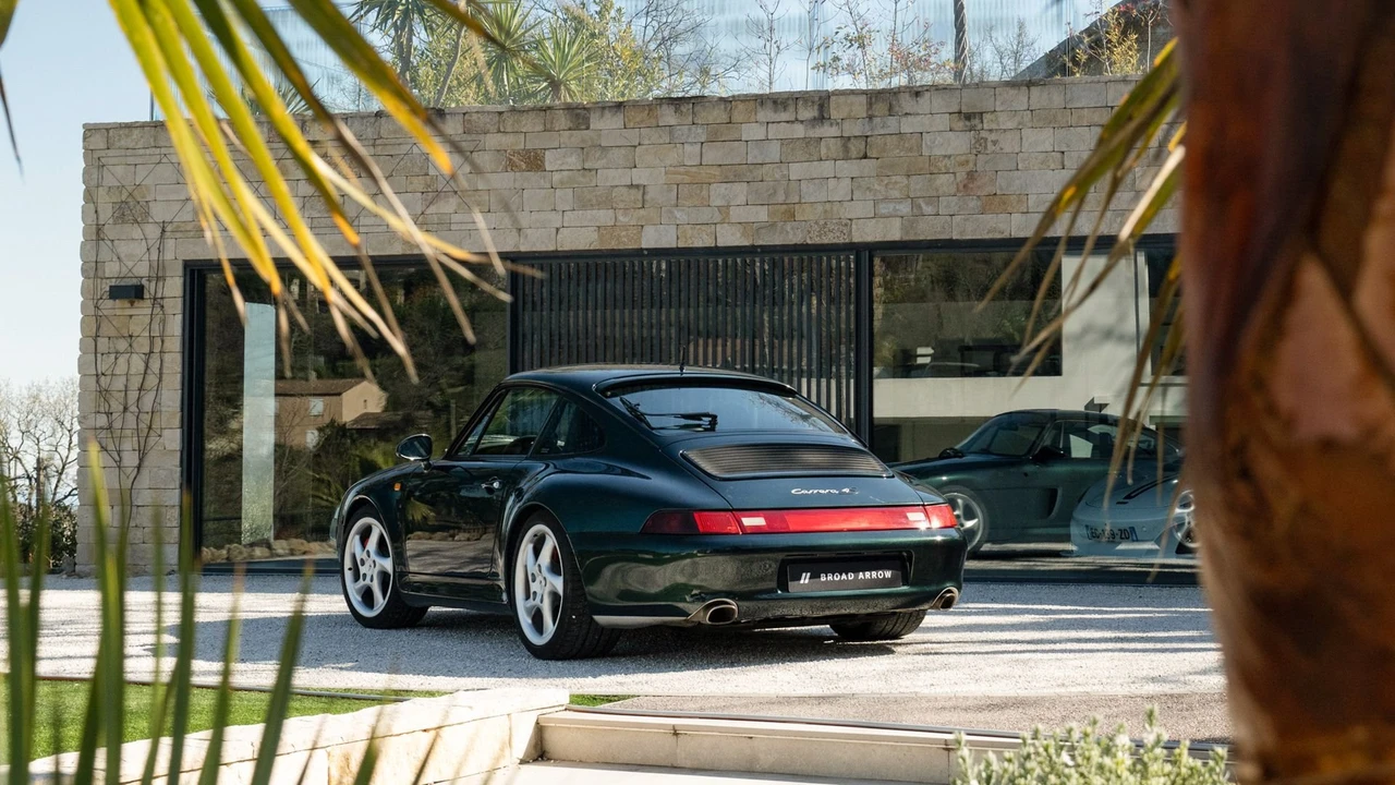 1998 Porsche 993 Carrera 4S - Image 4 of 31