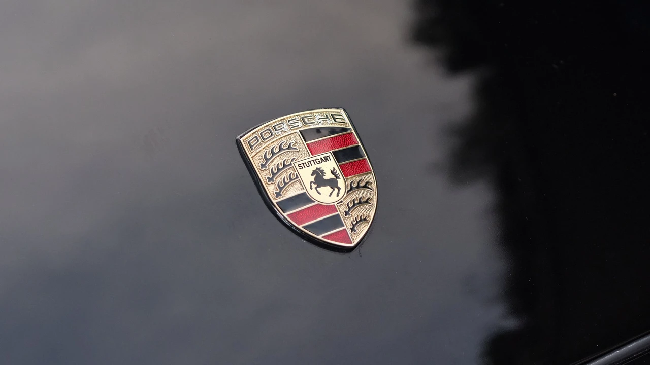1998 Porsche 993 Carrera 4S - Image 21 of 31