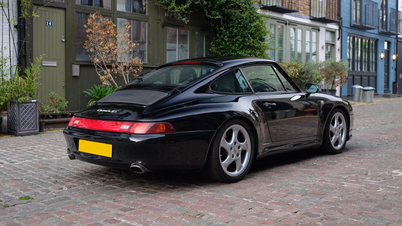 1998 Porsche 993 Carrera 4S - Image 4 of 31