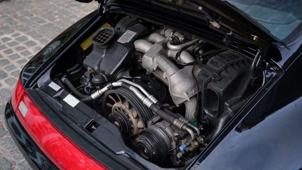 1998 Porsche 993 Carrera 4S - Image 6 of 31