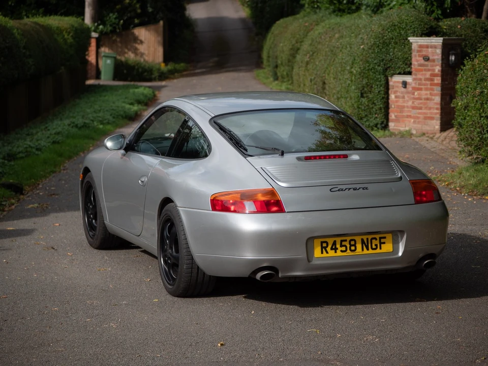 1998 Porsche 996 Carrera - Image 8 of 30