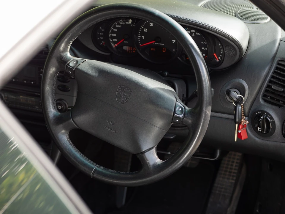 1998 Porsche 996 Carrera - Image 18 of 30