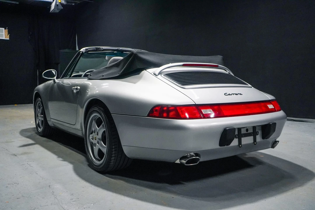 1998 Porsche 993 Carrera - Image 25 of 31