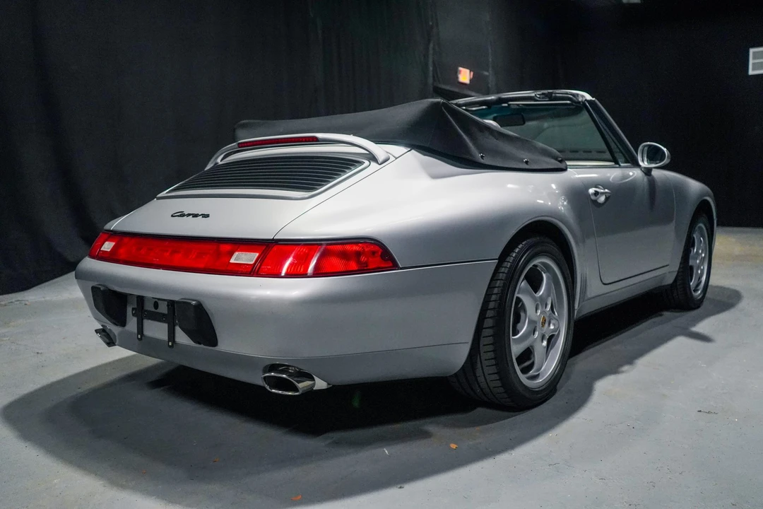 1998 Porsche 993 Carrera - Image 17 of 31