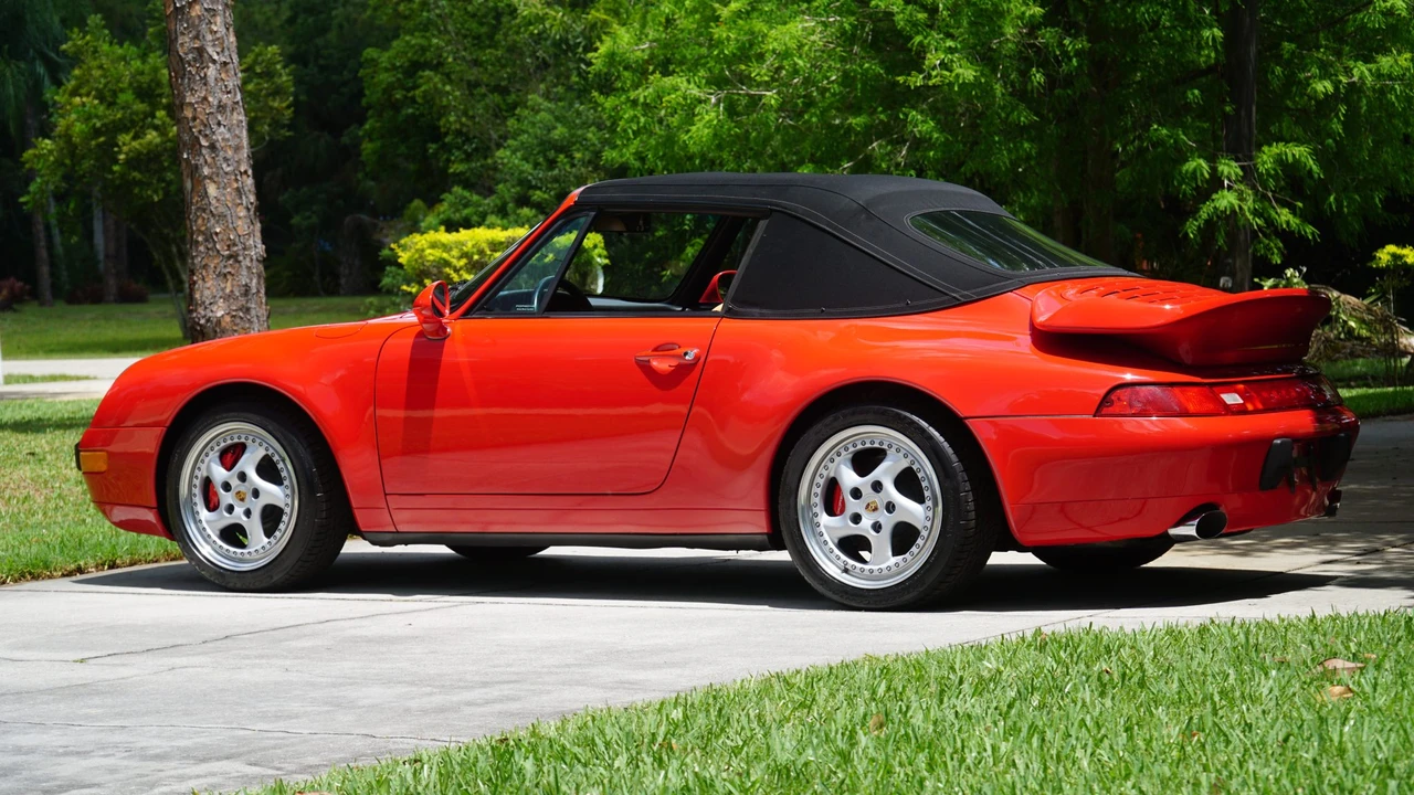 1998 Porsche 993 Carrera - Image 28 of 31