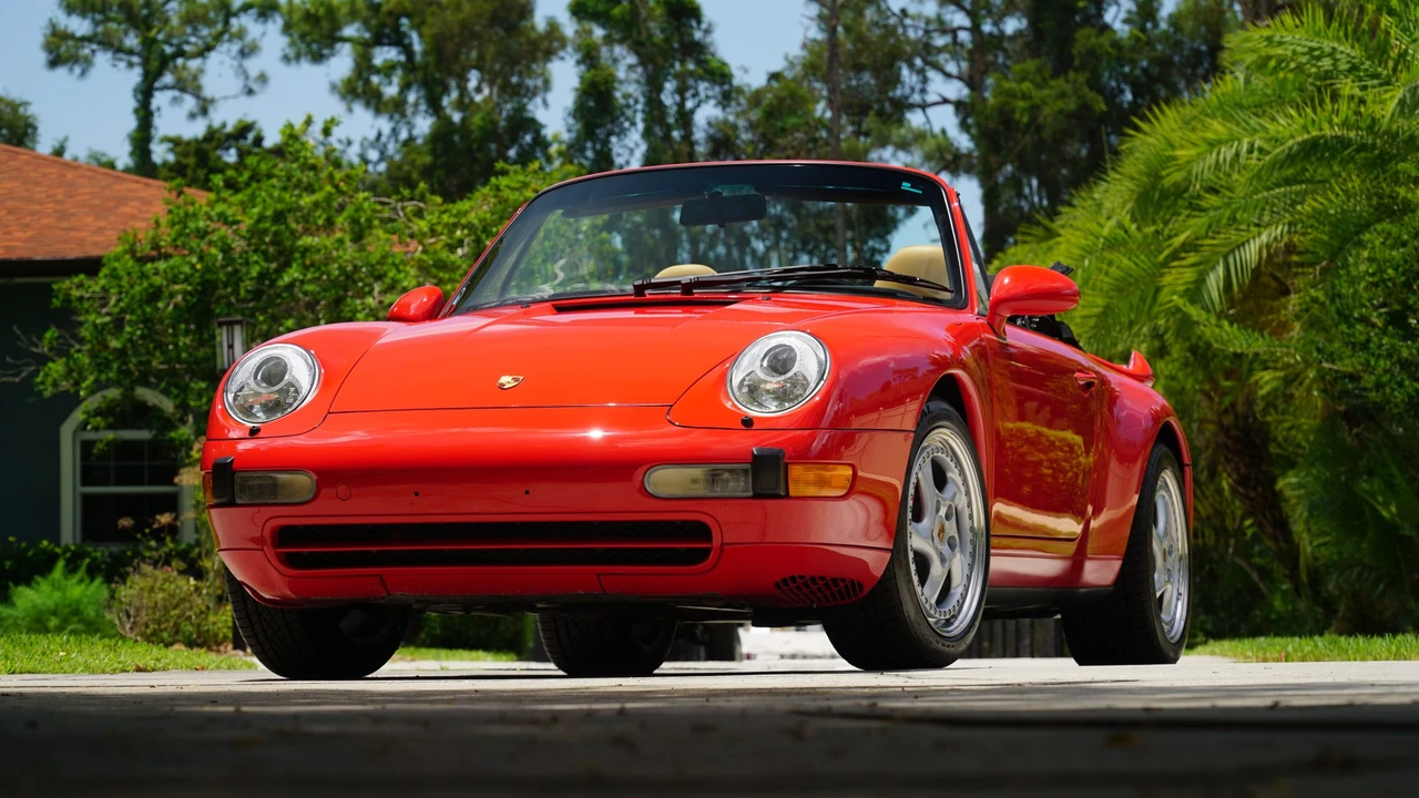 1998 Porsche 993 Carrera - Image 2 of 31