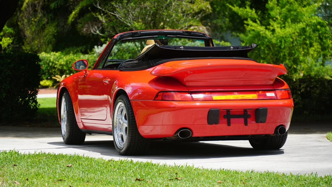 1998 Porsche 993 Carrera - Image 13 of 31
