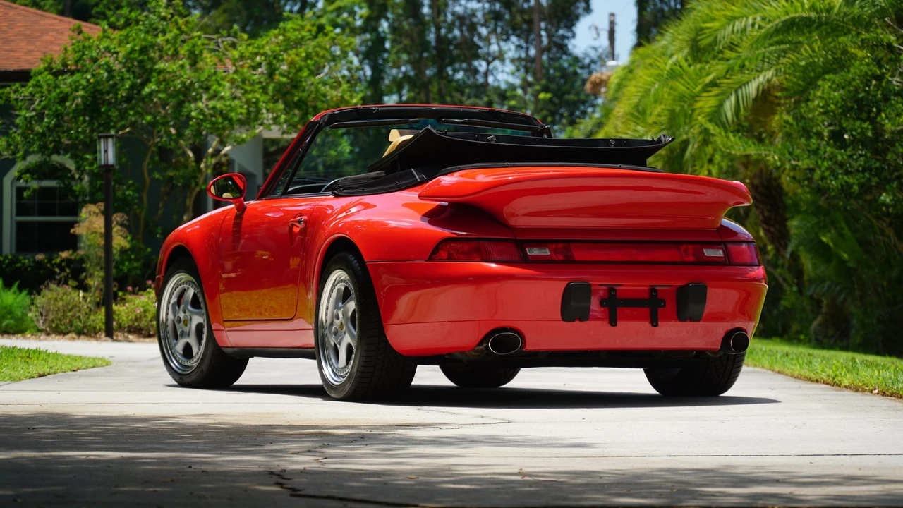 1998 Porsche 993 Carrera - Image 9 of 31