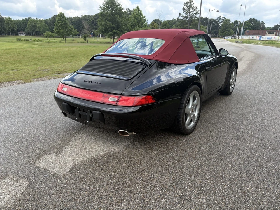 1998 Porsche 993 Carrera - Image 17 of 31