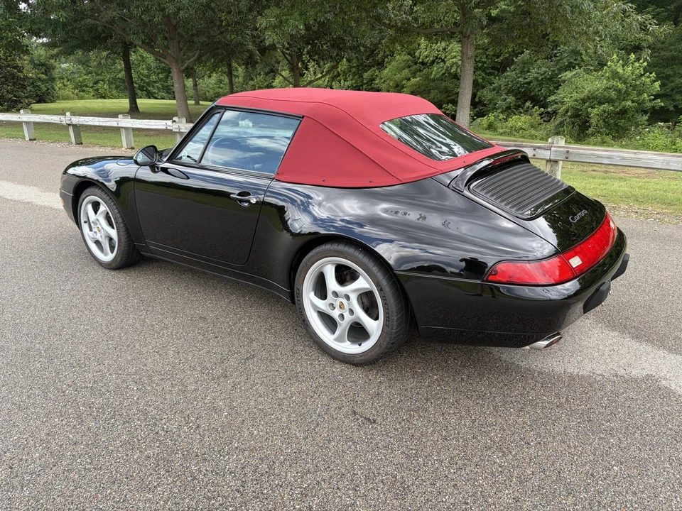 1998 Porsche 993 Carrera - Image 8 of 31