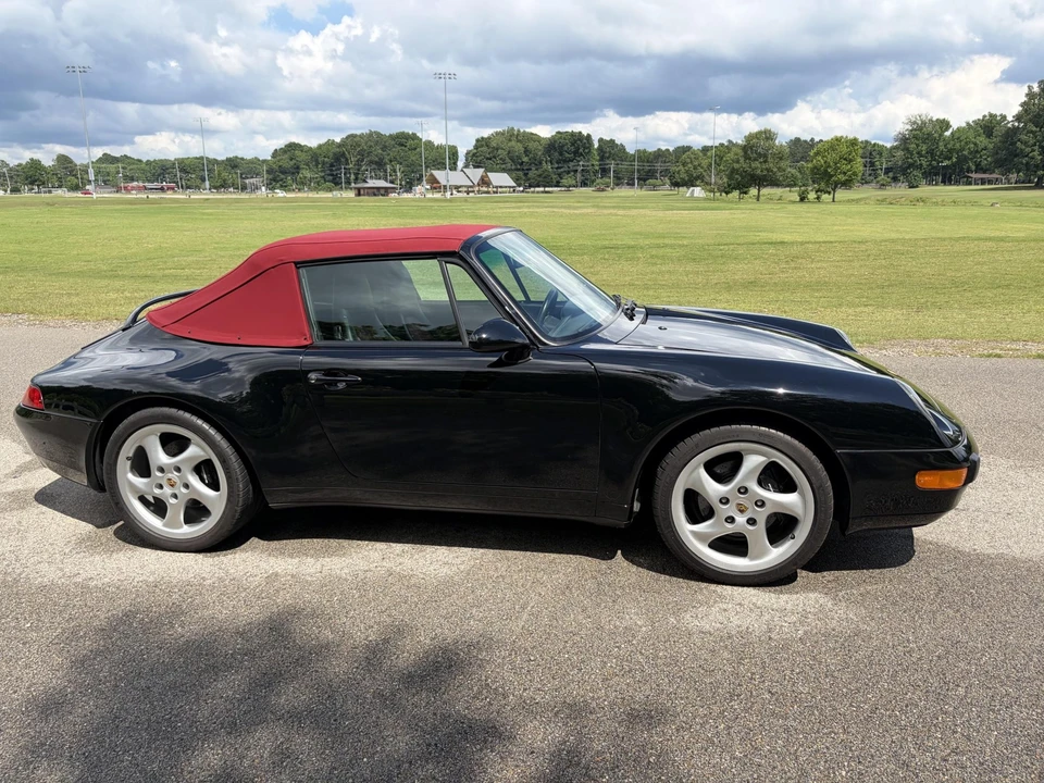 1998 Porsche 993 Carrera - Image 21 of 31