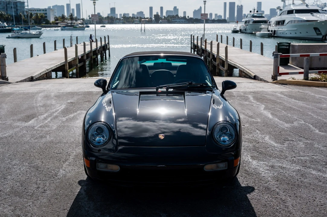 1998 Porsche 993 Carrera - Image 8 of 31