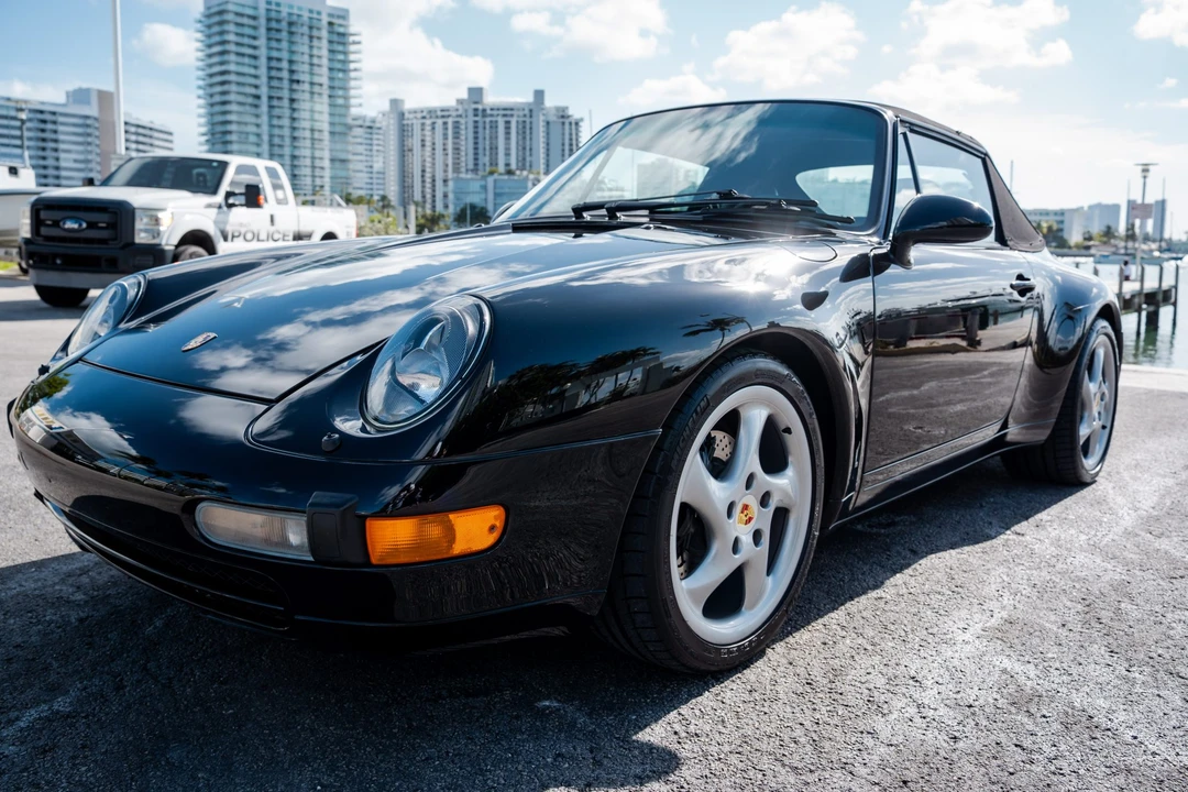1998 Porsche 993 Carrera - Image 2 of 31