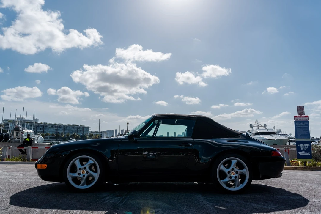 1998 Porsche 993 Carrera - Image 31 of 31