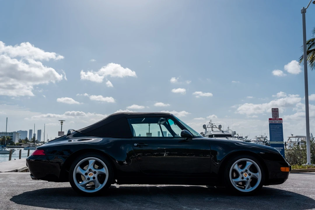 1998 Porsche 993 Carrera - Image 19 of 31