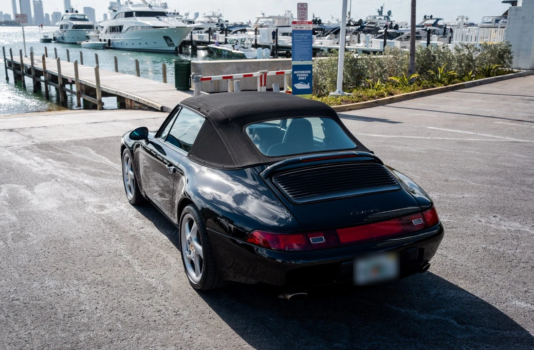 1998 Porsche 993 Carrera - Image 26 of 31