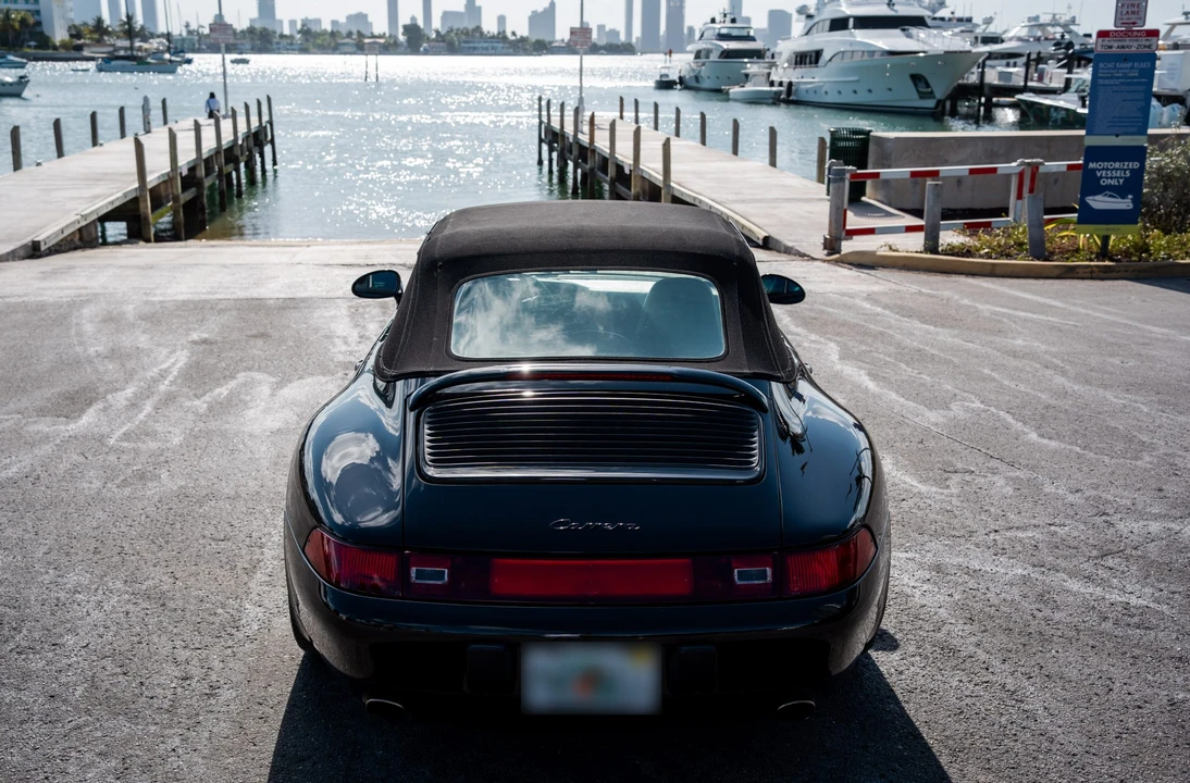 1998 Porsche 993 Carrera - Image 23 of 31