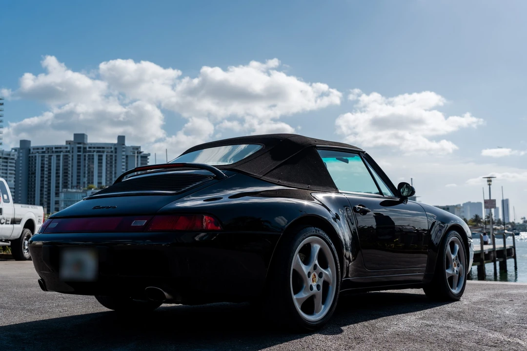 1998 Porsche 993 Carrera - Image 22 of 31