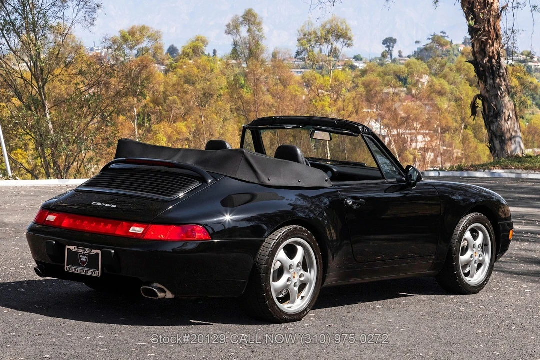 1998 Porsche 993 Carrera - Image 8 of 31