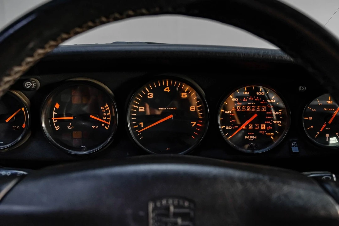1998 Porsche 993 Carrera - Image 24 of 31