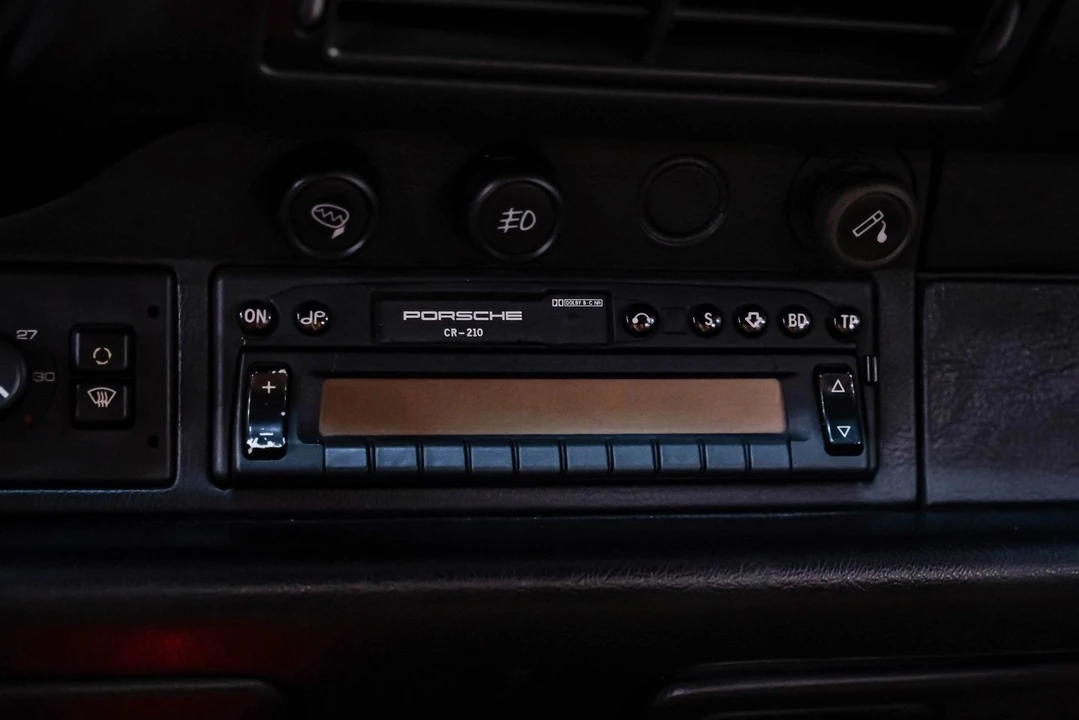 1998 Porsche 993 Carrera - Image 31 of 31