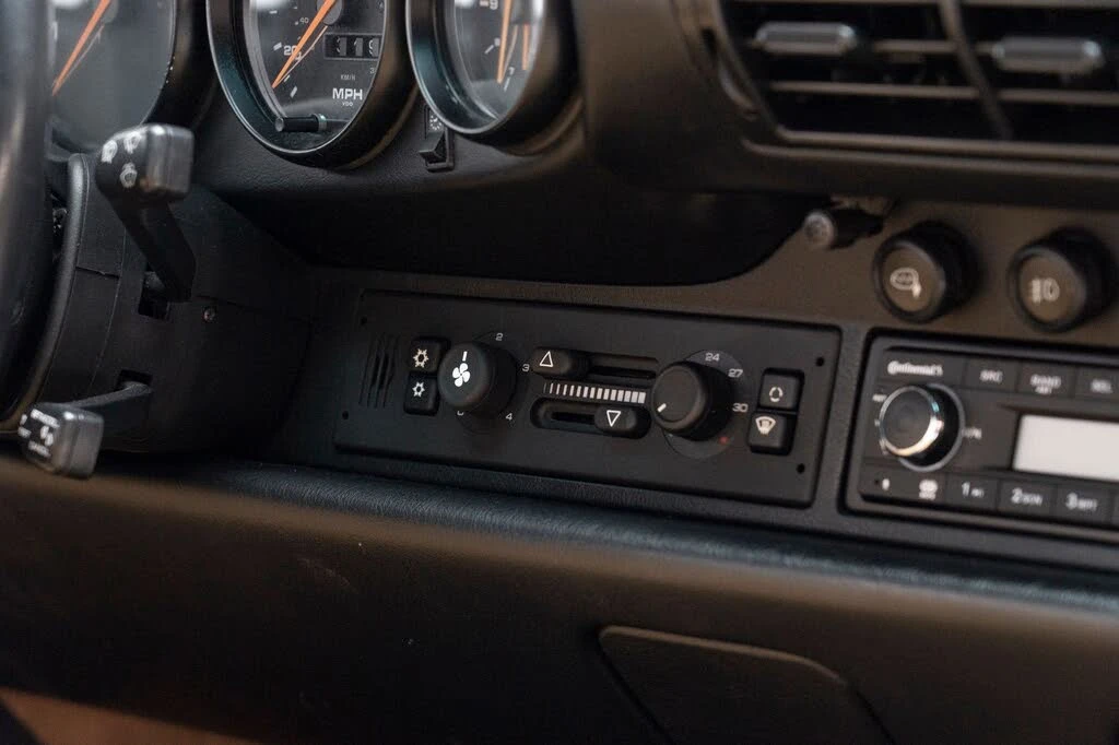 1998 Porsche 993 Carrera - Image 31 of 31