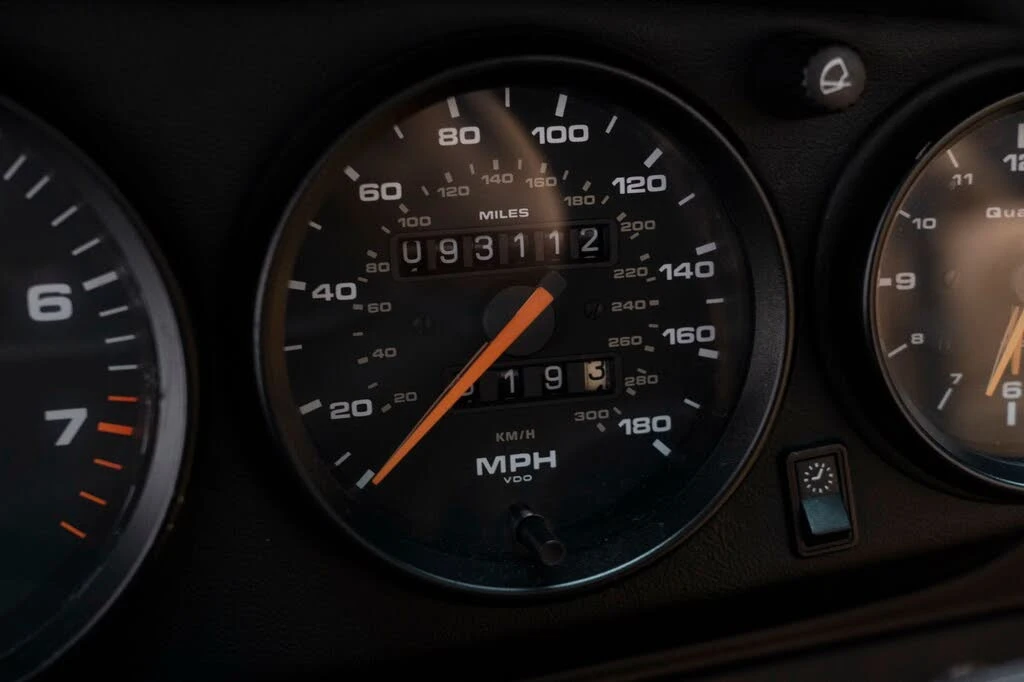 1998 Porsche 993 Carrera - Image 26 of 31