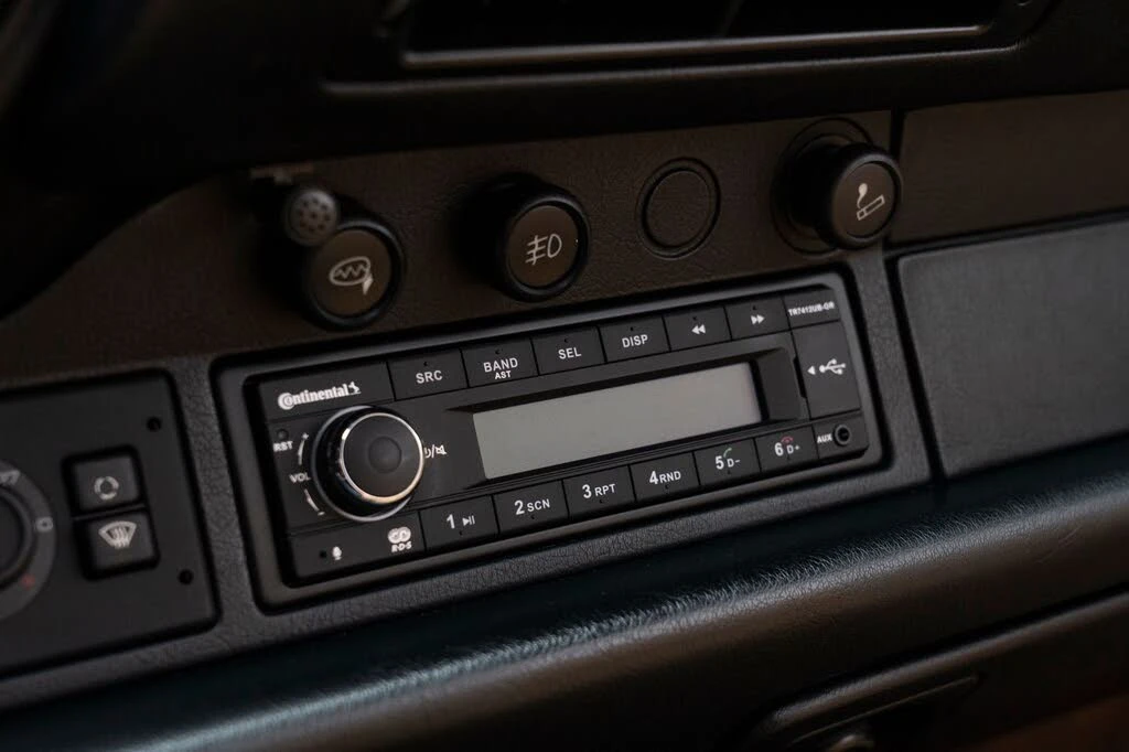 1998 Porsche 993 Carrera - Image 23 of 31