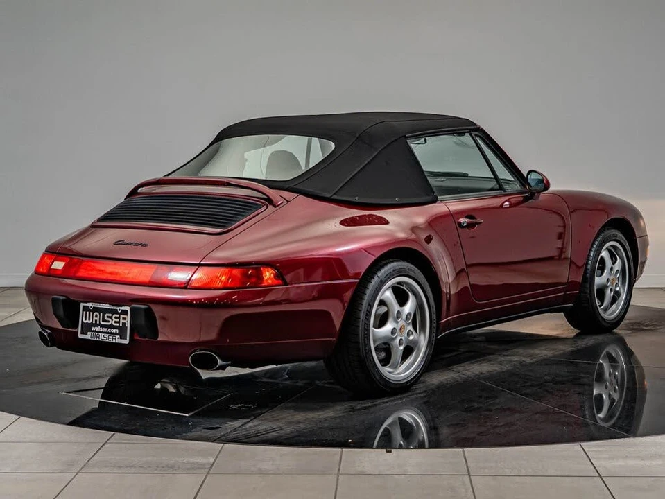1998 Porsche 993 Carrera - Image 8 of 31