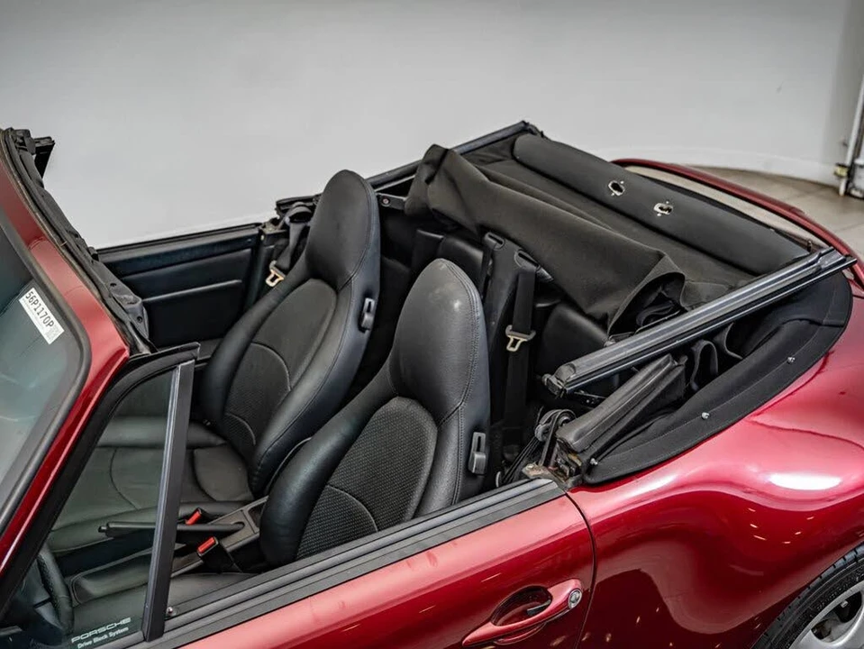 1998 Porsche 993 Carrera - Image 25 of 31