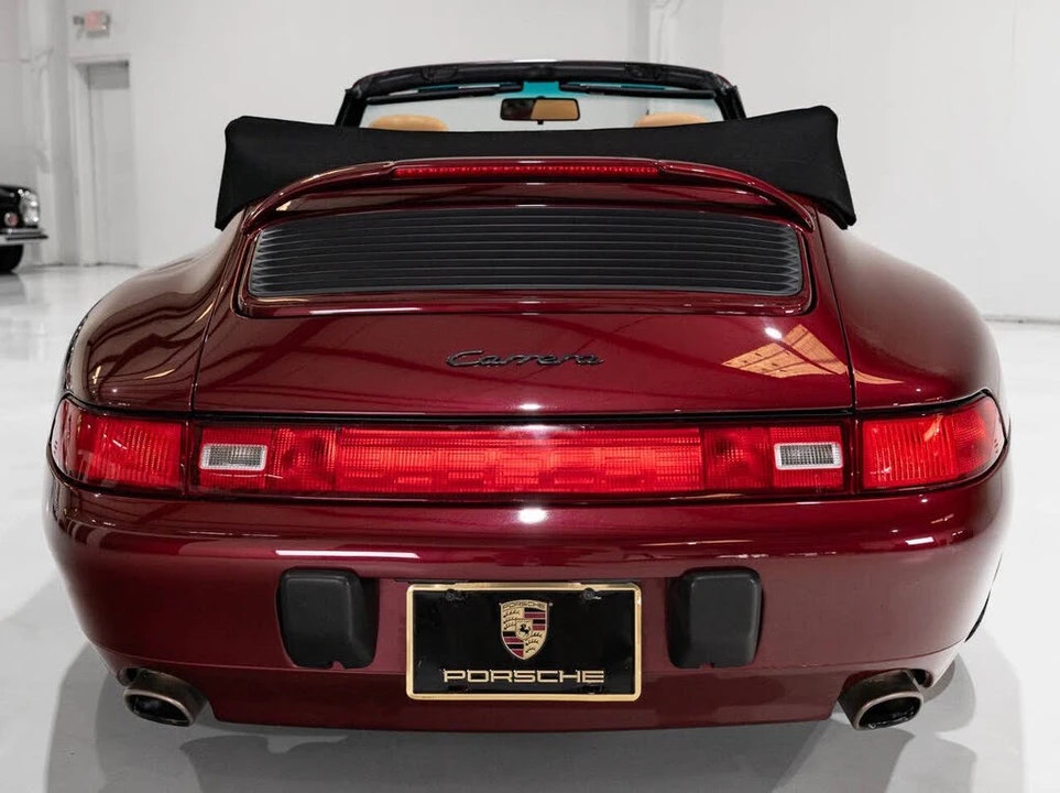 1998 Porsche 993 Carrera - Image 9 of 31