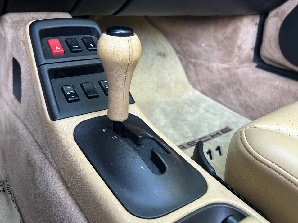 1998 Porsche 993 Carrera - Image 10 of 31