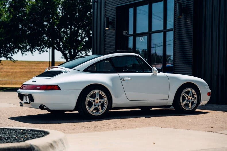 1998 Porsche 993 Carrera - Image 22 of 31
