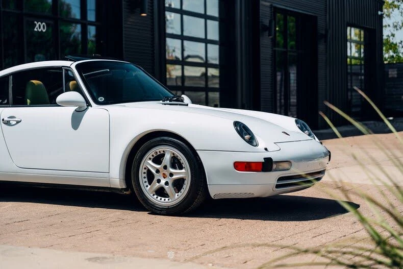 1998 Porsche 993 Carrera - Image 11 of 31