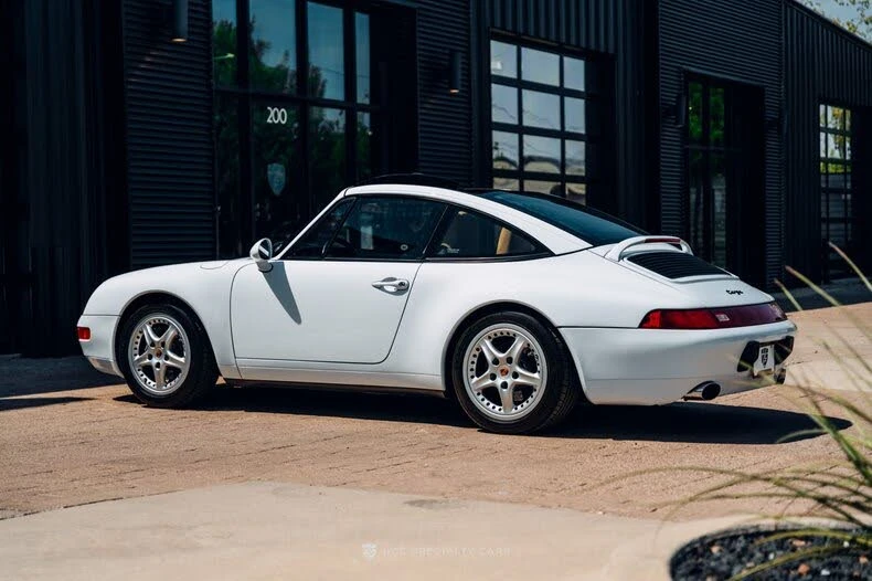 1998 Porsche 993 Carrera - Image 18 of 31