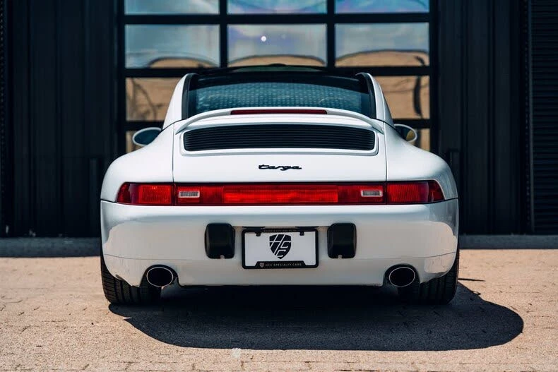 1998 Porsche 993 Carrera - Image 26 of 31