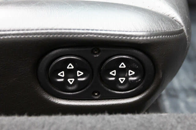 1998 Porsche 993 Carrera - Image 13 of 31