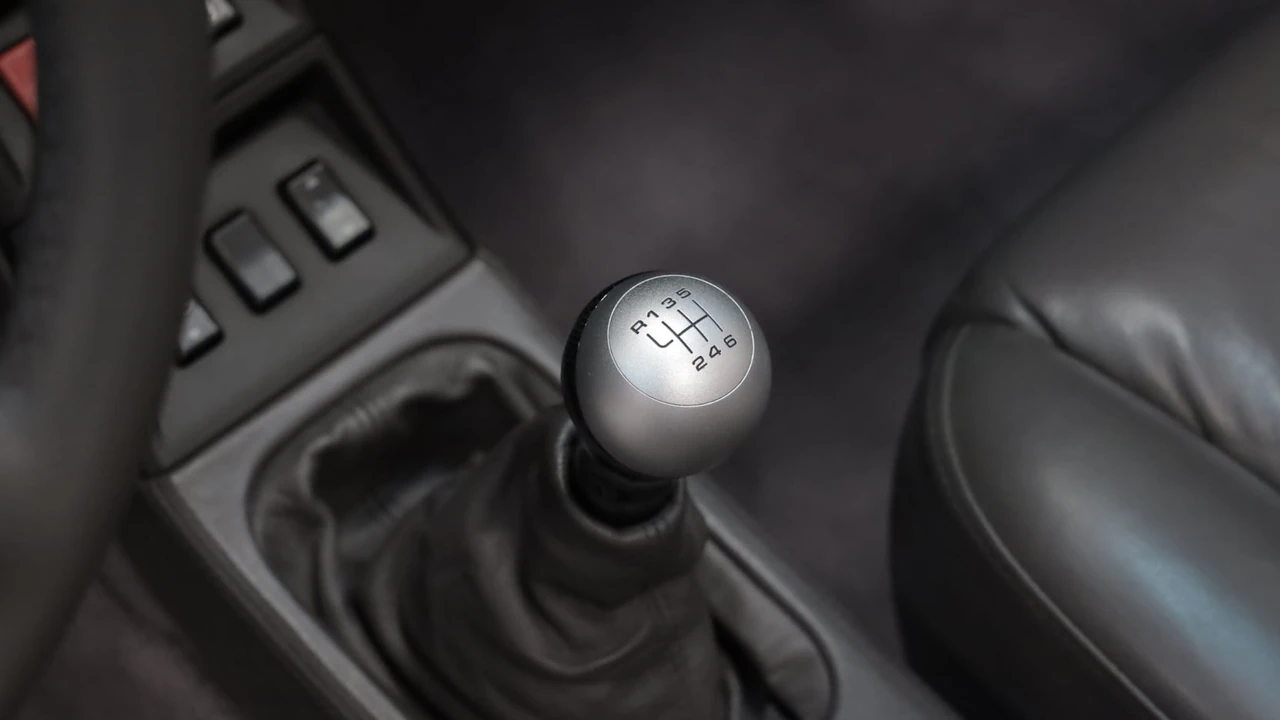 1998 Porsche 993 Carrera - Image 22 of 31