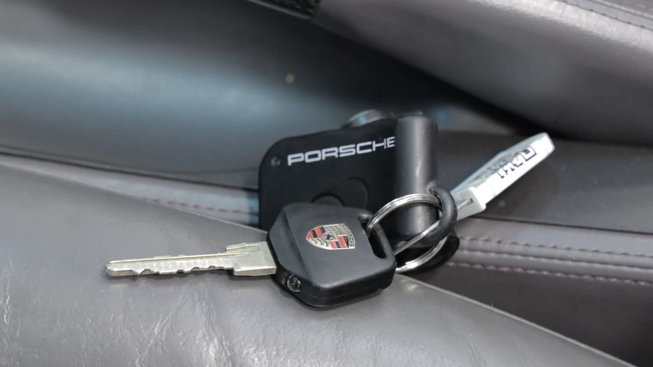 1998 Porsche 993 Carrera - Image 28 of 31
