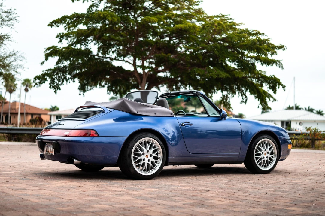 1998 Porsche 993 Carrera - Image 12 of 31