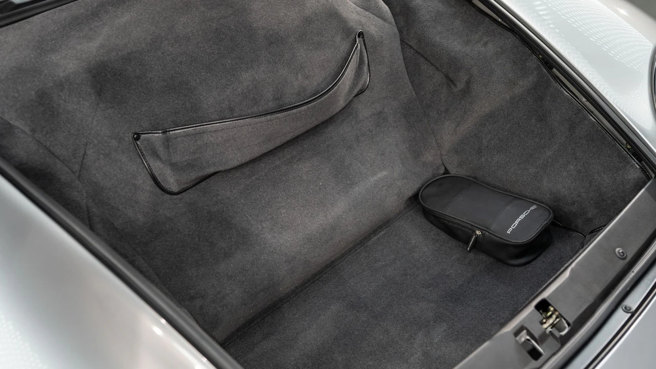 1998 Porsche 993 Carrera - Image 7 of 31