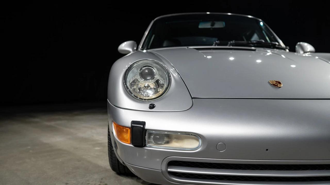 1998 Porsche 993 Carrera - Image 27 of 31