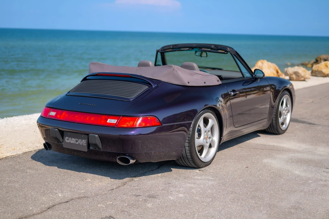 1998 Porsche 993 Carrera - Image 24 of 31