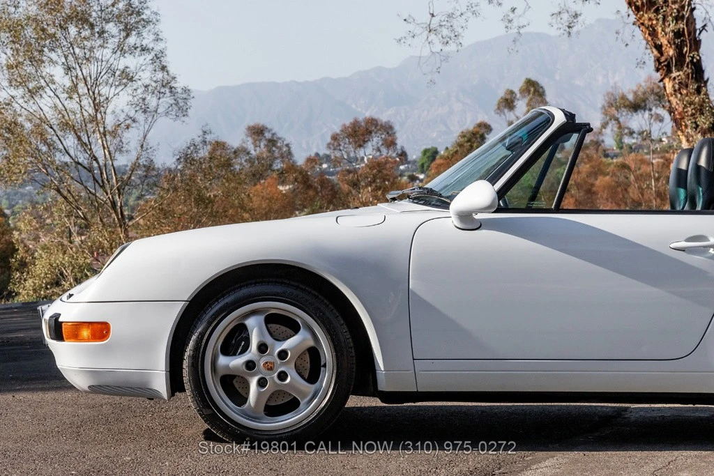 1998 Porsche 993 Carrera - Image 21 of 24