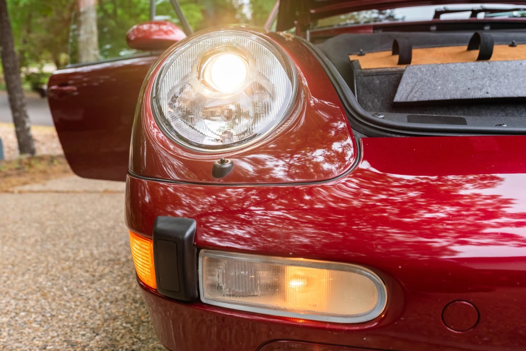1998 Porsche 993 Carrera - Image 28 of 31
