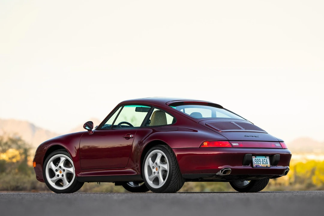1998 Porsche 993 Carrera - Image 10 of 31