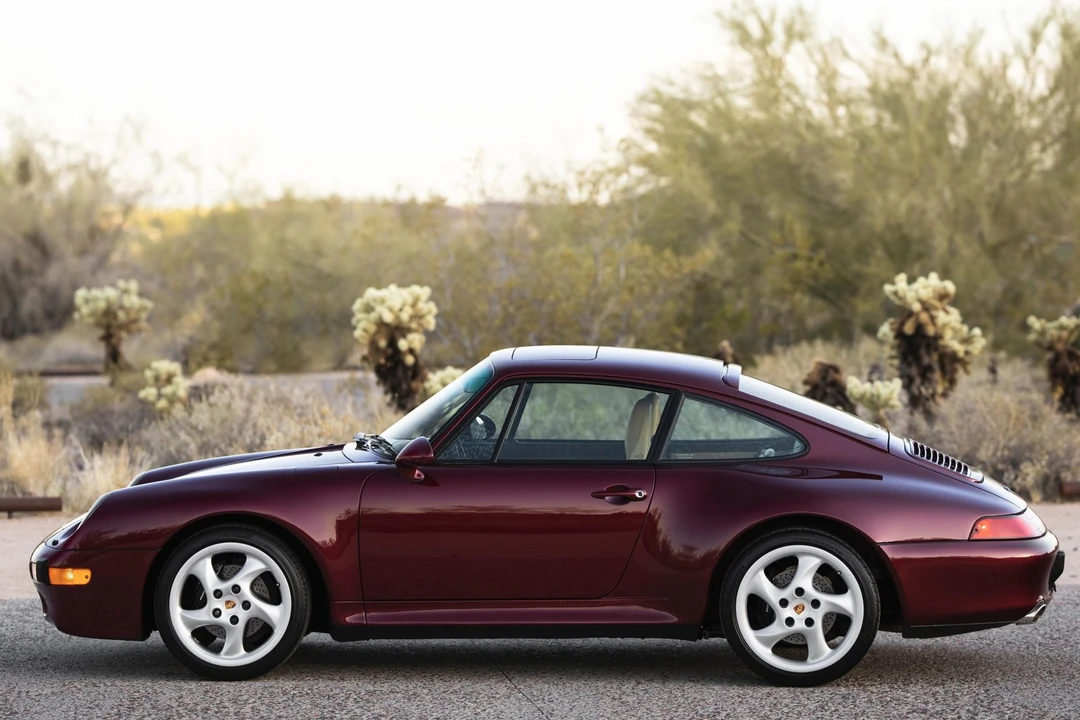 1998 Porsche 993 Carrera - Image 9 of 31