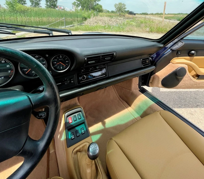 1998 Porsche 993 Carrera - Image 25 of 31